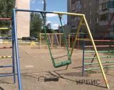 Павлодарлықтар: «15 жыл бойы осындай тозығы жеткен аулада ойнайды»